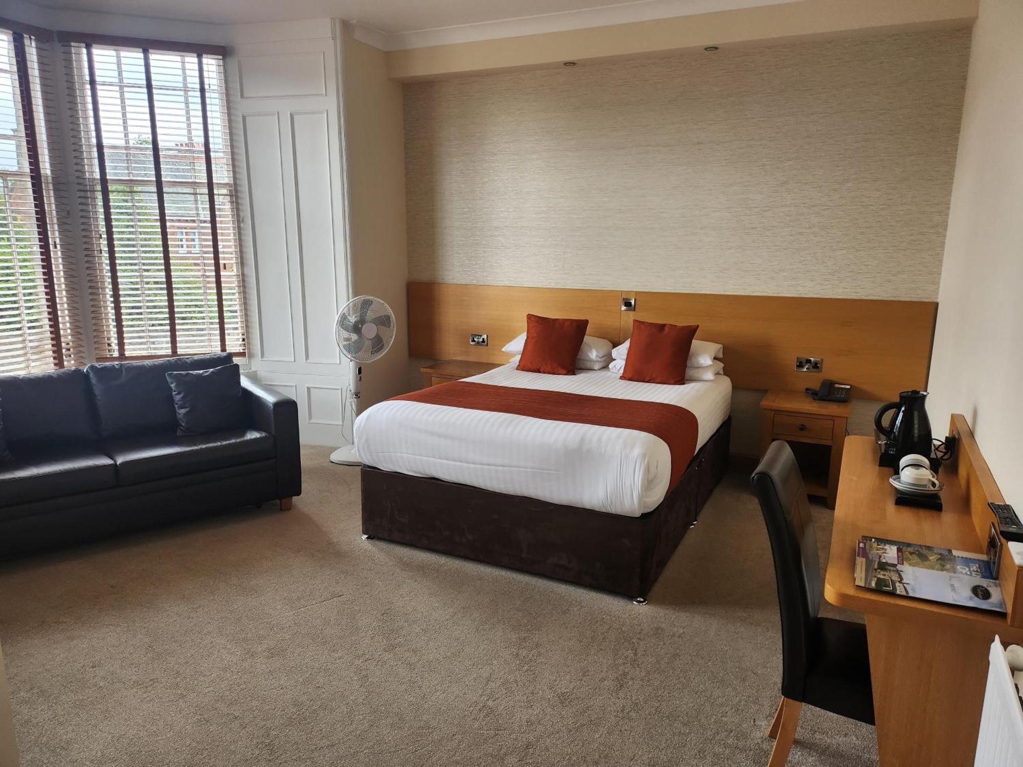 Victoria Hotel Kirkcaldy Zewnętrze zdjęcie