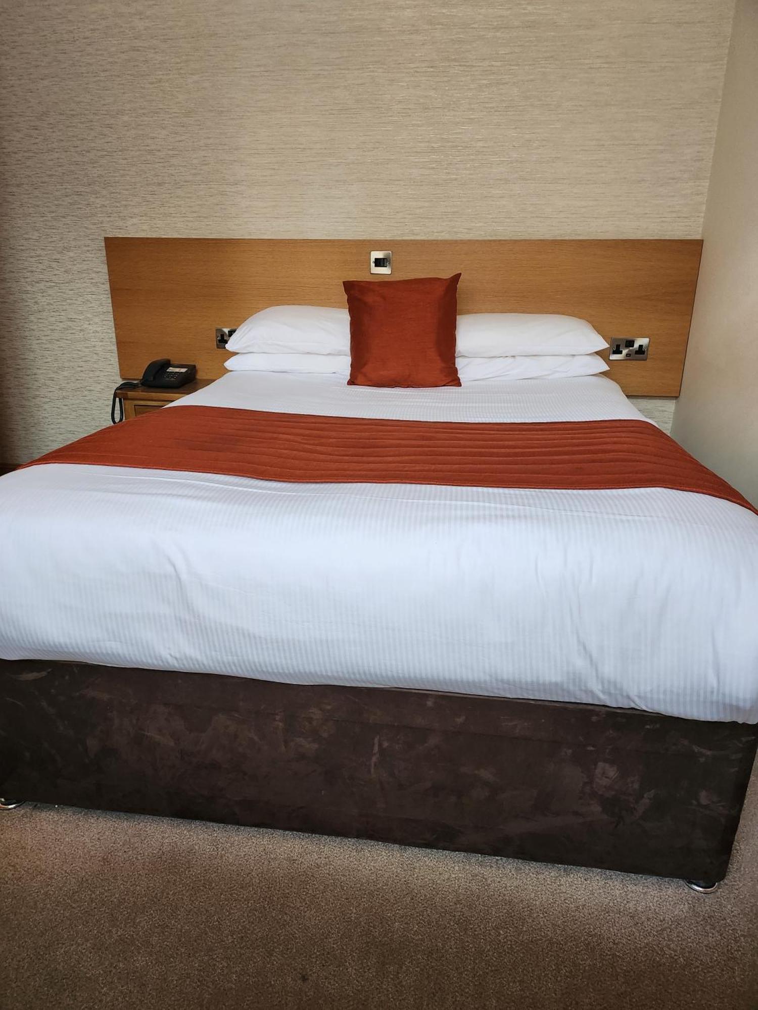 Victoria Hotel Kirkcaldy Zewnętrze zdjęcie