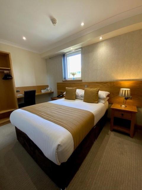 Victoria Hotel Kirkcaldy Zewnętrze zdjęcie