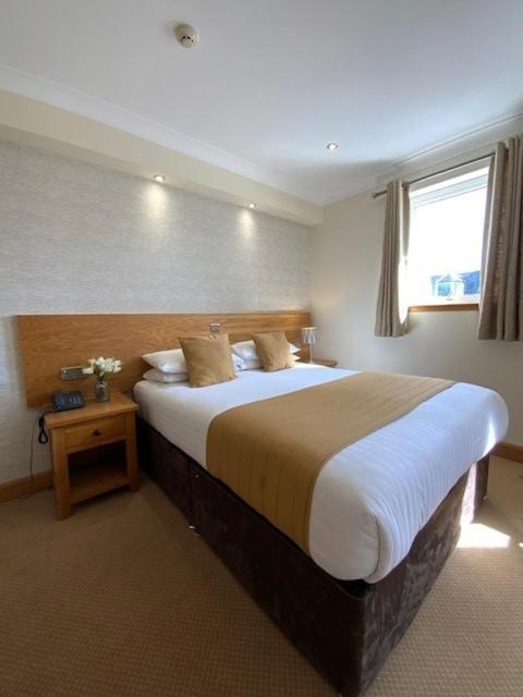 Victoria Hotel Kirkcaldy Zewnętrze zdjęcie