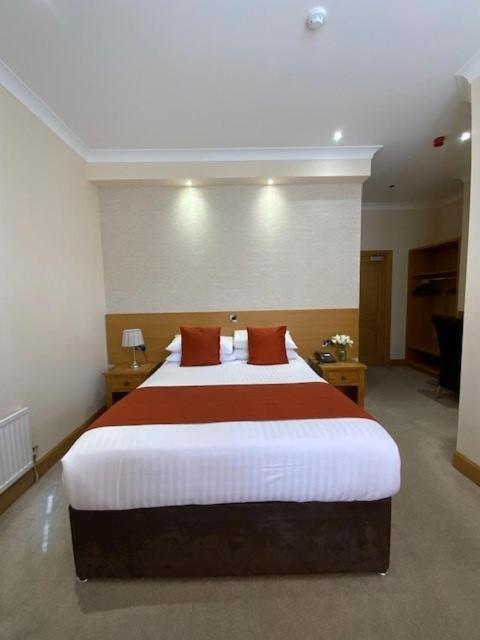 Victoria Hotel Kirkcaldy Zewnętrze zdjęcie